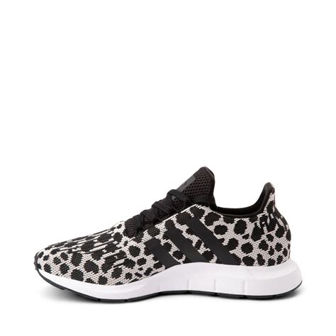 adidas swift run cheetah.